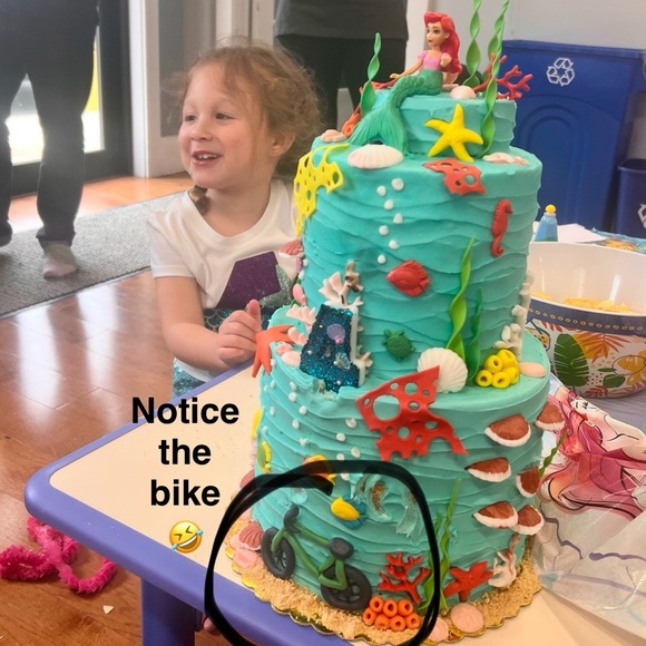 Loungefly Little Mermaid RARE. Read desc. You’ll make one little girl SO happy! - Picture 6 of 6